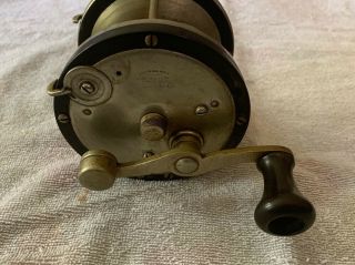 Vintage Julius Vom Hofe 3/0 Reel.