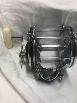 Vintage 9/0 Penn Senator 115 Saltwater Fishing Reel With Rod Clamp And Harness