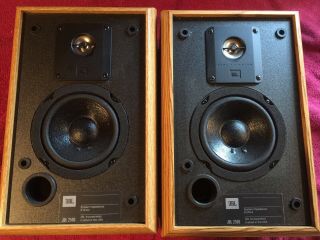 VINTAGE JBL 2500 2 - Way Bookshelf Speakers w/Titanium Tweeters 3