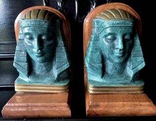 Vintage Egyptian Pharaoh Bust Heads Heavy Brass Metal And Wood Bookends