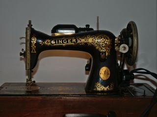 Vintage 1922 Singer Model 15 Electric Sewing Machine With Bentwood Case