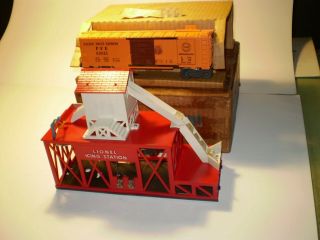 Vintage Postwar Lionel 352 Operating Ice Depot With Car,  Box And Liner