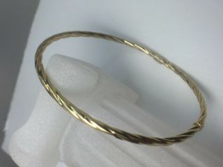 Vintage Italian 14k Gold Twisted Round Bangle Wear Or Scrap.  2.  5 ".  2.  3gm Italy.
