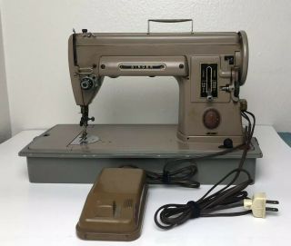 1950s Singer 301 Sewing Machine With Case Long Bed Quilter 