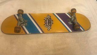 Skateboard 90’s With Venture Trucks. 3