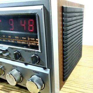 Realistic Chronosette - 237 Vintage Tape Cassette Player Clock AM/FM Radio Tuner 4