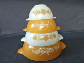 Vintage Pyrex Butterfly Gold Cinderella Nesting Mixing Bowls Set Of 4