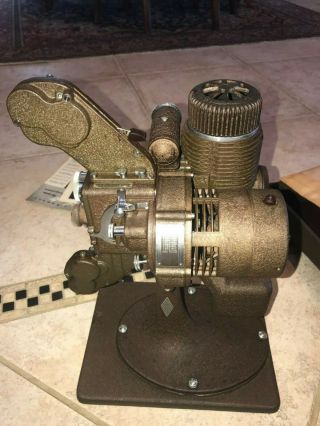 Vintage Bell & Howell Filmo Diplomat Design 16mm Film Projector - 4