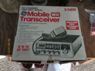 Vintage Ge 40 Channel Mobile Cb Transceiver 3 - 5819 Box And Paperwork