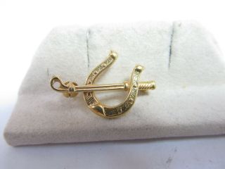 Vintage 18k Yellow Gold Pin With Horseshoe And Crop