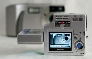Rare Kyocera Finecam SL300R Light Blue Vintage Digital Camera Japan Release Only 5