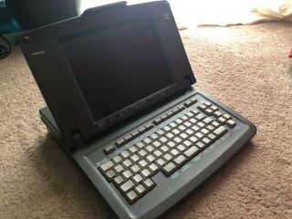 Rare Vintage 1996 Japanese Toshiba Rupo V810 Word Processor