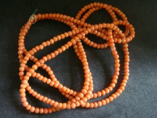 ANTIQUE LONG STRAND OF NOT DYED VICTORIAN CARVED CORAL BEADS 22 GRAMS 41 INCHES 4