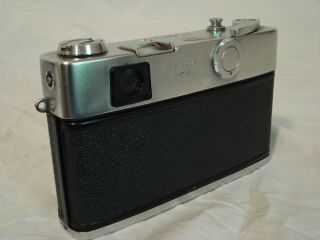 Vintage Yashica Lynx 14E 35mm Rangefinder Film Camera with Case 5
