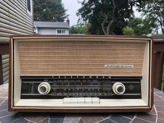 Vintage Telefunken Jubilate De Luxe Model 5461w West Germany Tube Radio