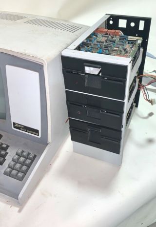 Vintage Heath/Zenith data system Z - 19 computer plus 3 floppy drives 3