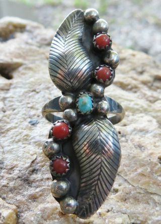Vintage Native American Navajo Sterling Silver Turquoise & Coral Ring