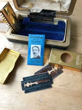 Vintage Safety Razor Set Gillette With One Blue Blade Antique 6