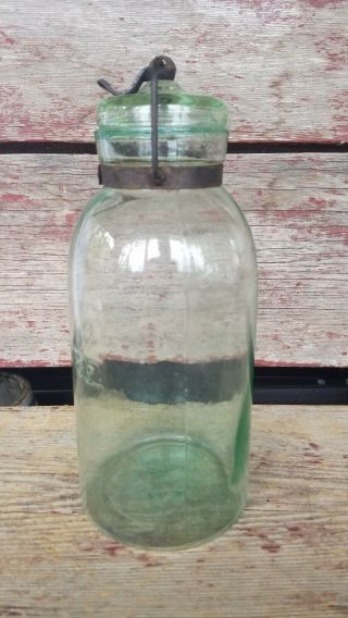Vintage Globe Light Green Half Gallon Jar W/ Glass Lid & Wire Bale 4