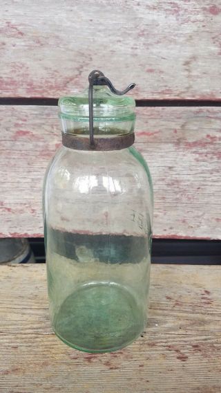 Vintage Globe Light Green Half Gallon Jar W/ Glass Lid & Wire Bale 6
