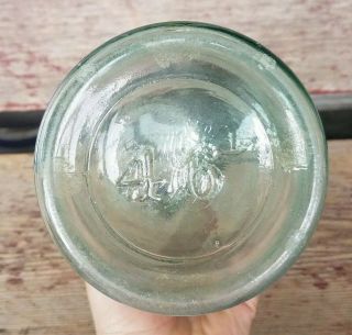 Vintage Globe Light Green Half Gallon Jar W/ Glass Lid & Wire Bale 7