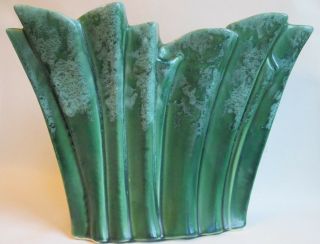 Htf Fan Floral Vase Vintage Mccoy Art Pottery: Gloss Frosted Green Glaze Lovely