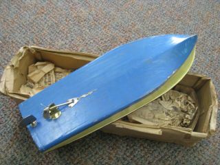 Vintage TMY Battery Powered Boat 15 1/2 ' Attic Find 4