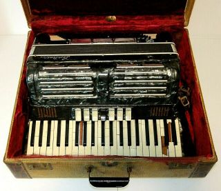 Vintage BERTINI LUX The Riva no.  660 ACCORDION with Case,  As - Is for Repair 2