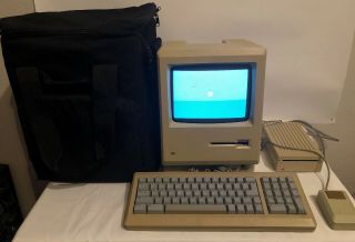 Vintage Macintosh 512k (m0001w) Computer Keyboard - Mouse - Floppy,  Carry Case