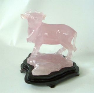 Vintage Chinese Carved Rose Quartz Ox Bull Cow Statue Figure W/ Stand Box 816g