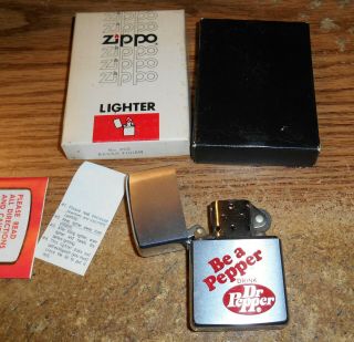 1978 ZIPPO DR.  PEPPER BE A PEPPER FULL SIZE ADVERTISING LIGHTER/NIB/VERY RARE 3