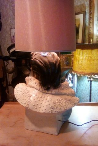 Vintage Chalk Elvis Lamp 3