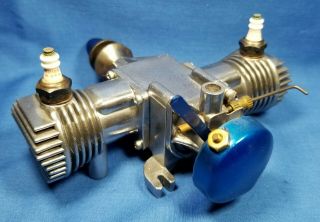 Vintage 1964 Wizard Twin 65 Model Spark Ignition CL/UC Engine for Parts/Repair 4