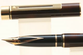 Vintage (c19881 - 81) Sheaffer Targa No.  1032 Tortoiseshell Medium Fountain Pen