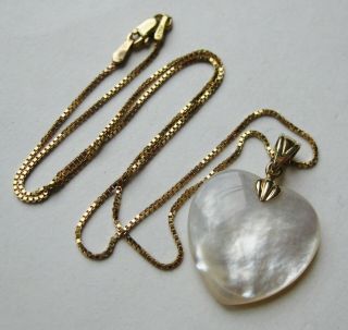 Vintage 14k Yellow Gold Mother Of Pearl Heart Necklace Pendant & Chain 4.  7g