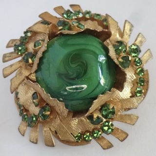 Vintage Miriam Haskell Gold Plate Emerald Green Art Glass Rhinestone Brooch