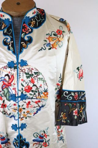 Vintage Chinese Esme Embroidered Silk Rayon Mandarin Kimono Robe Large