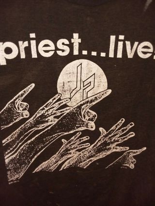 Vintage 1987 Judas Priest Priest.  Live Concert Tour Tee Shirt