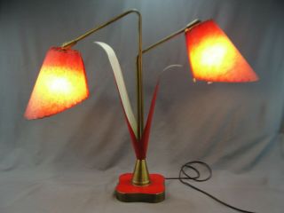 Rare Vintage Mcm Red & White Steel Blade Lamp Double Lights Fiberglass Shades