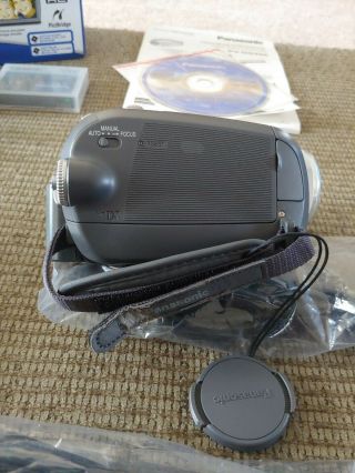 VTG Panasonic Camcorder Mini DV PV - GS320 Palmcorder COMPLETE IOB 4