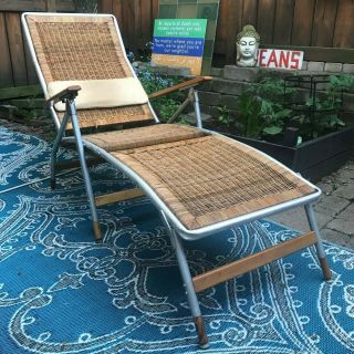 Vintage Mid Century Telescope Folding Wicker Rattan Chaise Lounge Lawn Chair