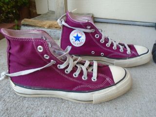 Vintage Mens Converse Made in USA,  burgundy high top sneakers sz 7.  5 5