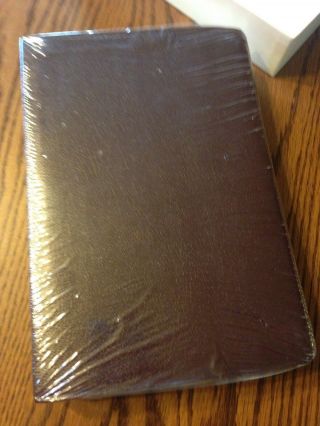 RARE NIV RYRIE STUDY BIBLE BURGUNDY LEATHER 1984 TEXT BRAND 6