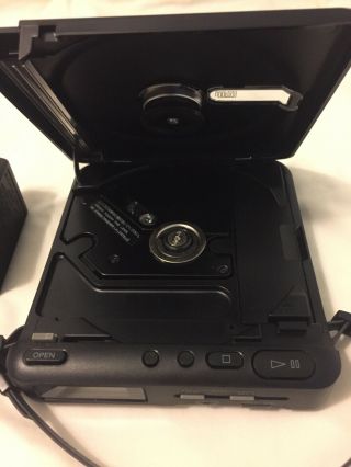 Vintage Sony Discman D - 2 Dec 1989 With AC Adapter And Handle Fully 3