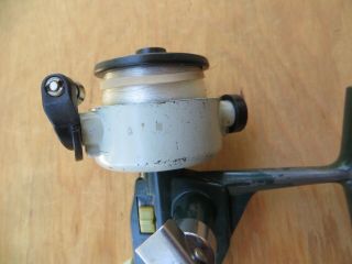 VTG ZEBCO CARDINAL 3 SPINNING REEL IN GOOD ORDER & LOOKS PRETTY GOOD TOO 8