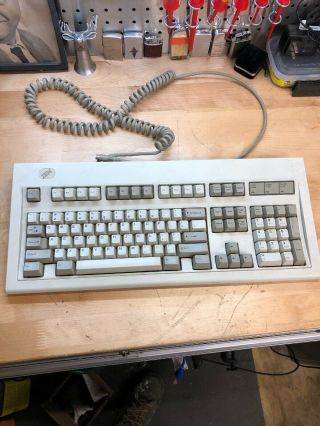 Vintage Ibm Model M 1391401 Clicky Keyboard With Cord Buckling Spring 1984