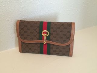 Authentic Vintage Gucci Purse Clutch Wallet Leather Red Green Signature