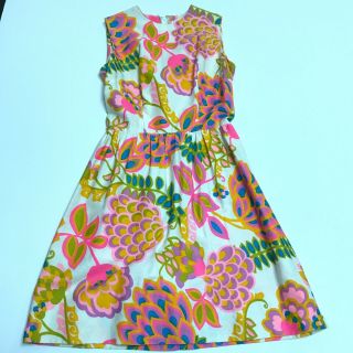 Lanz Vintage Neon Floral Flower Print Pattern Sleeveless Flared Dress