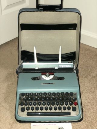Vintage Blue Olivetti Ivera Lettera 22 Typewriter Made In Italy With Travel Case