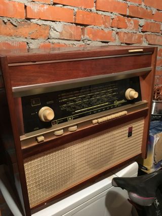 Rare Tube Radio Rigonda 102 With Vinyl Player,  Radio On 4 Legs